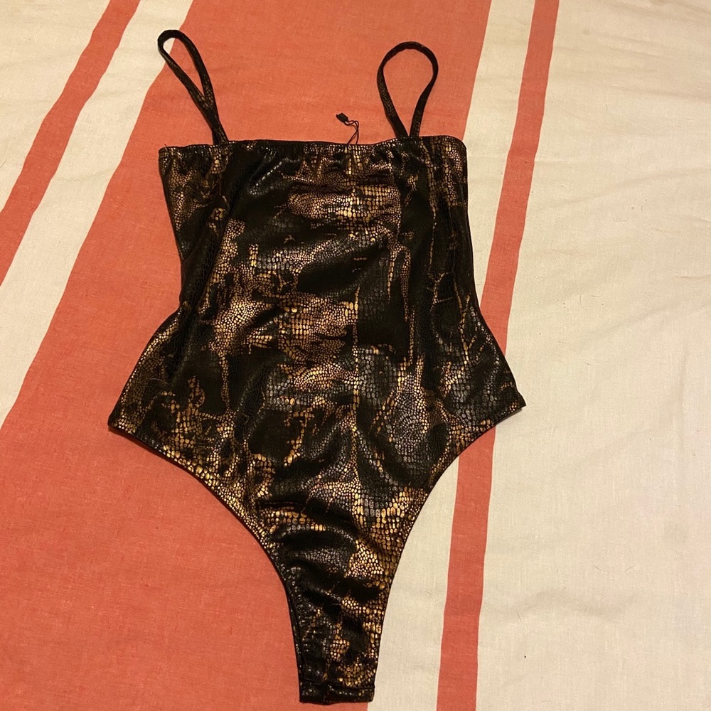 Boohoo bodysuit